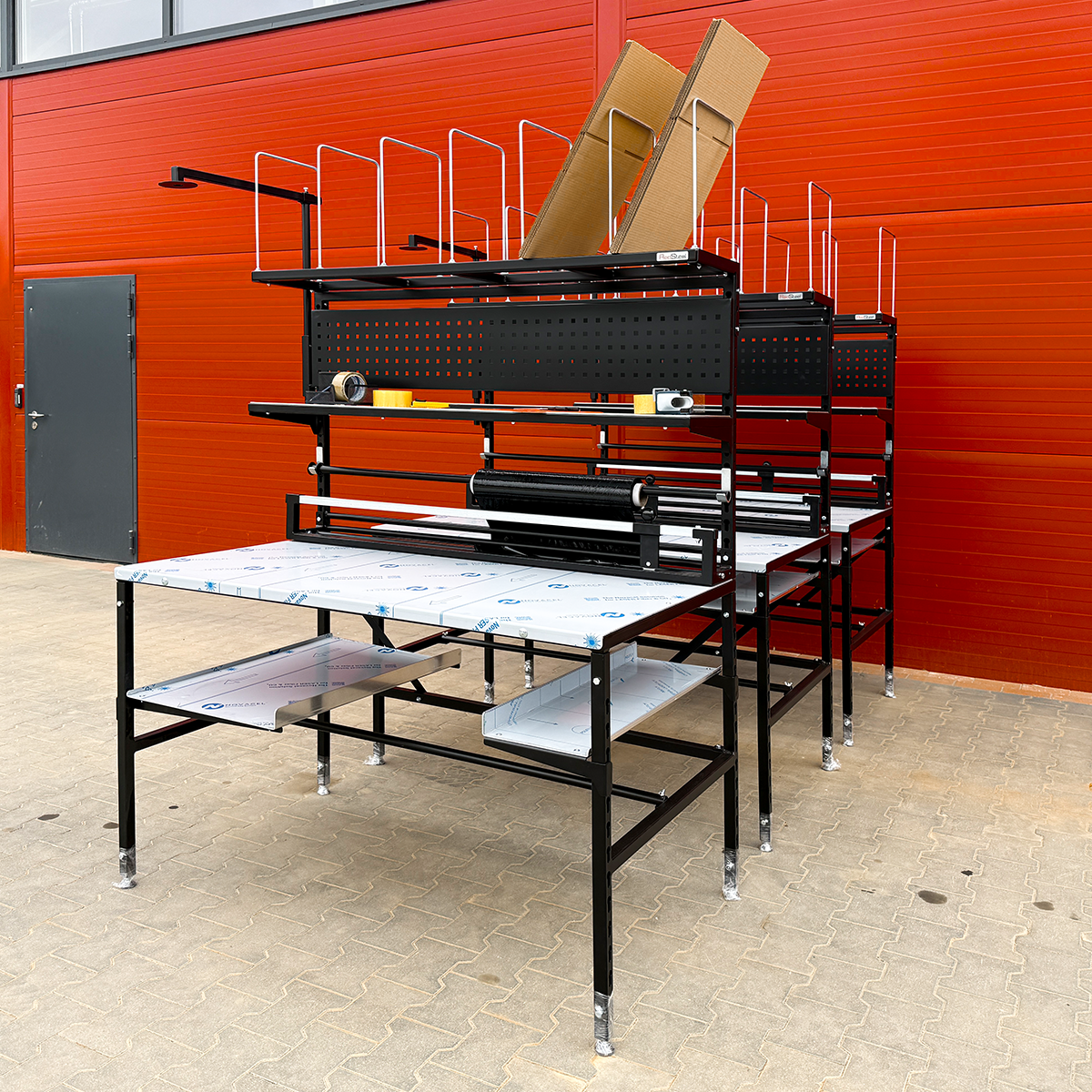 comparaison-des-effets-de-lachat-de-tables-demballage-de-colis-galerie-3