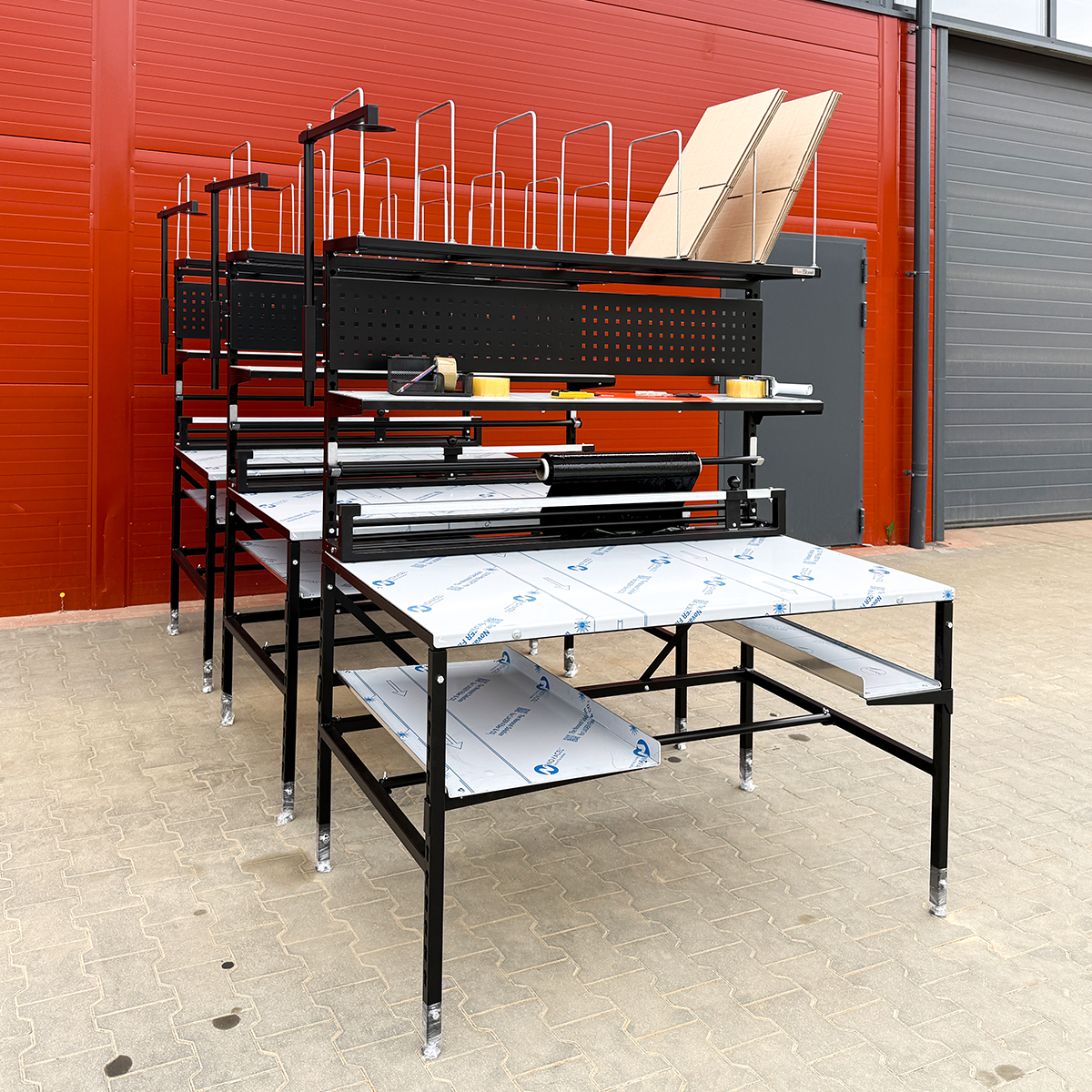 comparaison-des-effets-de-lachat-de-tables-demballage-de-colis-galerie-5